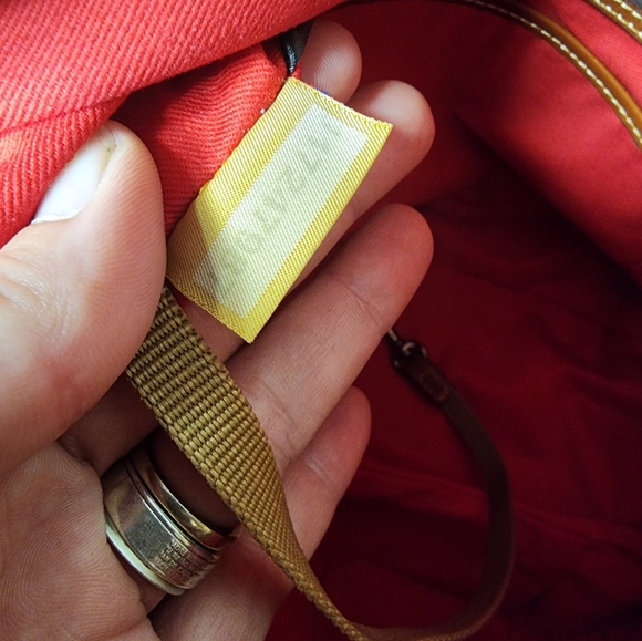 Dooney & Bourke Pebble grain Leather bag and Kiss lock coin wallet.  🔐 - Picture 10 of 13